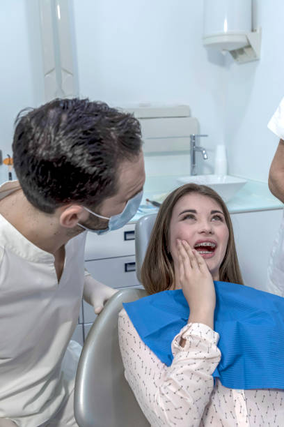 Best Emergency Tooth Extraction in Port Barrington, IL