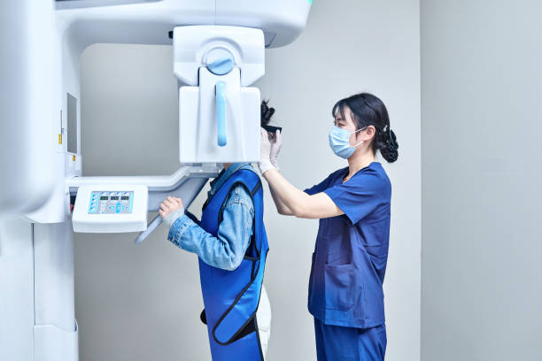 Best Emergency Tooth Extraction in Port Barrington, IL